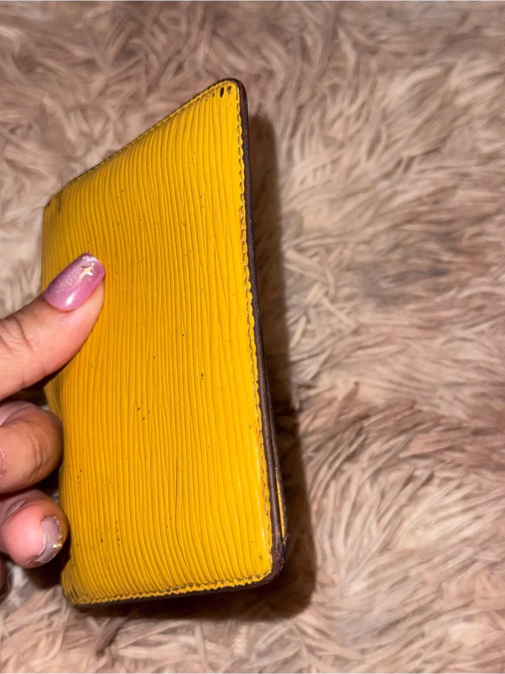 Louis Vuitton Vintage Yellow Epi Porte 2 Cartes Vertical ID Pass Case